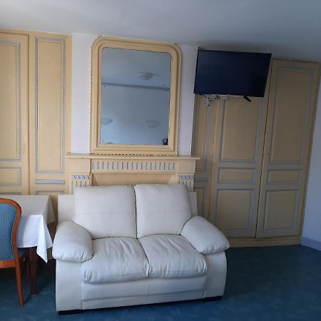 Hotel Les Beaux Arts- Limoges Hypercentre Εξωτερικό φωτογραφία